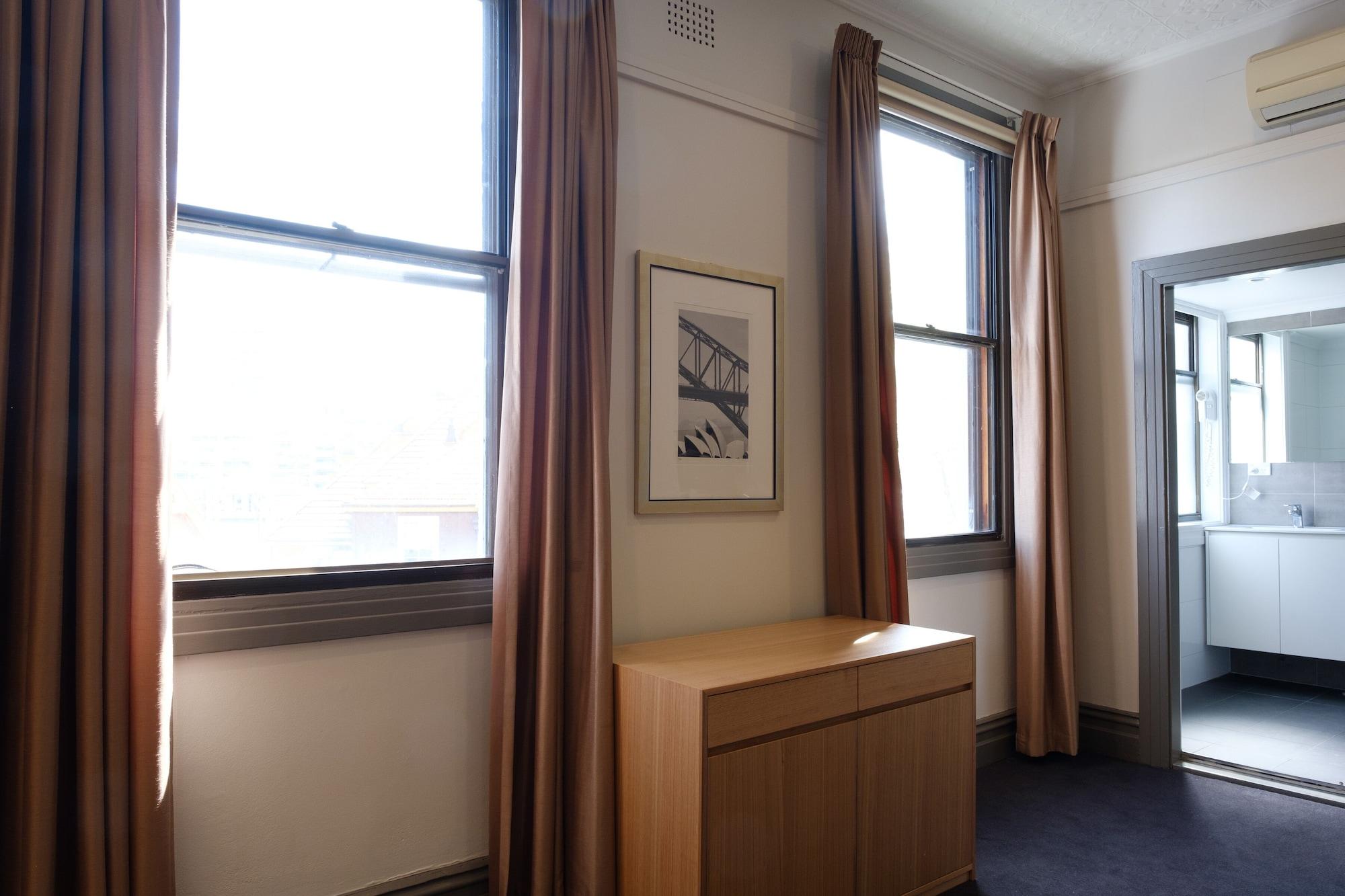 รอยัลเอ็กฮิบิชั่นโฮเต็ล Hotel ซิดนีย์ ภายนอก รูปภาพ