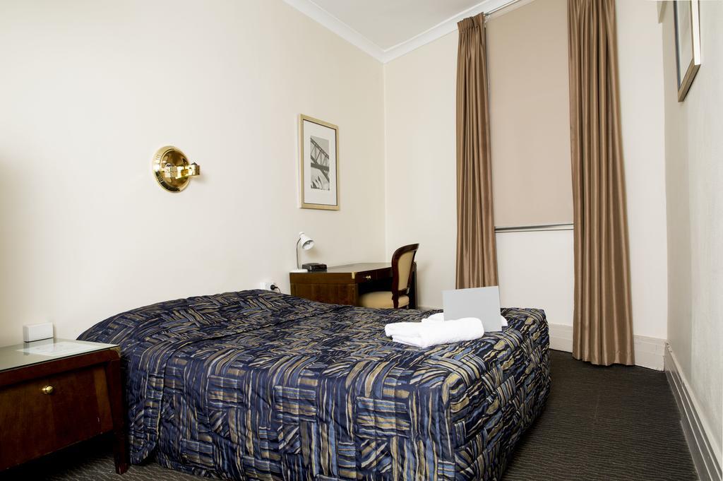 รอยัลเอ็กฮิบิชั่นโฮเต็ล Hotel ซิดนีย์ ภายนอก รูปภาพ