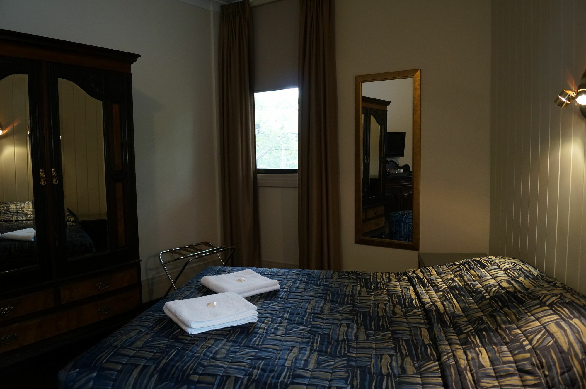 รอยัลเอ็กฮิบิชั่นโฮเต็ล Hotel ซิดนีย์ ภายนอก รูปภาพ