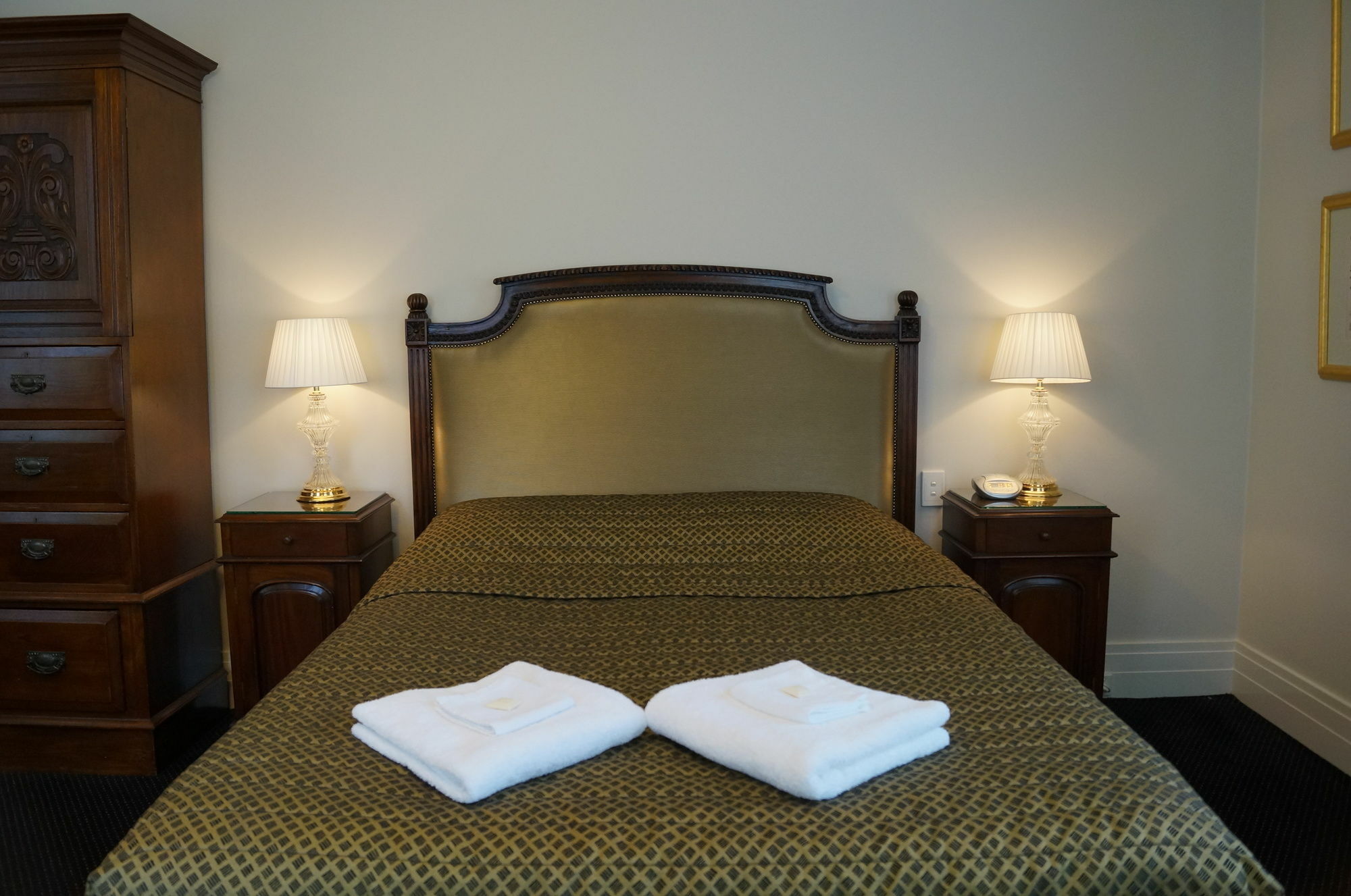 รอยัลเอ็กฮิบิชั่นโฮเต็ล Hotel ซิดนีย์ ภายนอก รูปภาพ